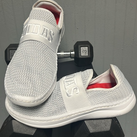 Adidas sneaker - Picture 2 of 3